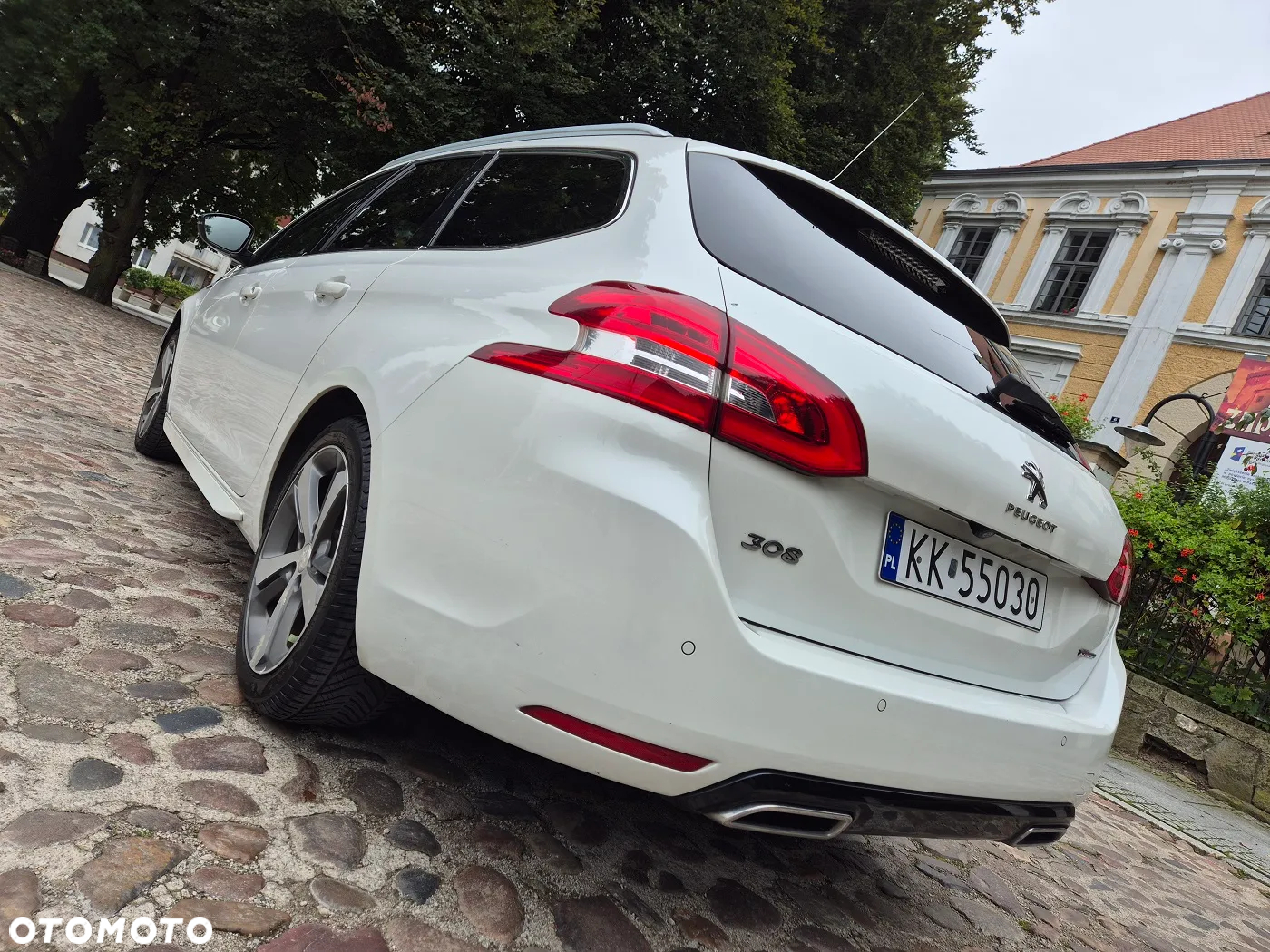 Peugeot 308 SW 1.2 PureTech Allure S&S - 14