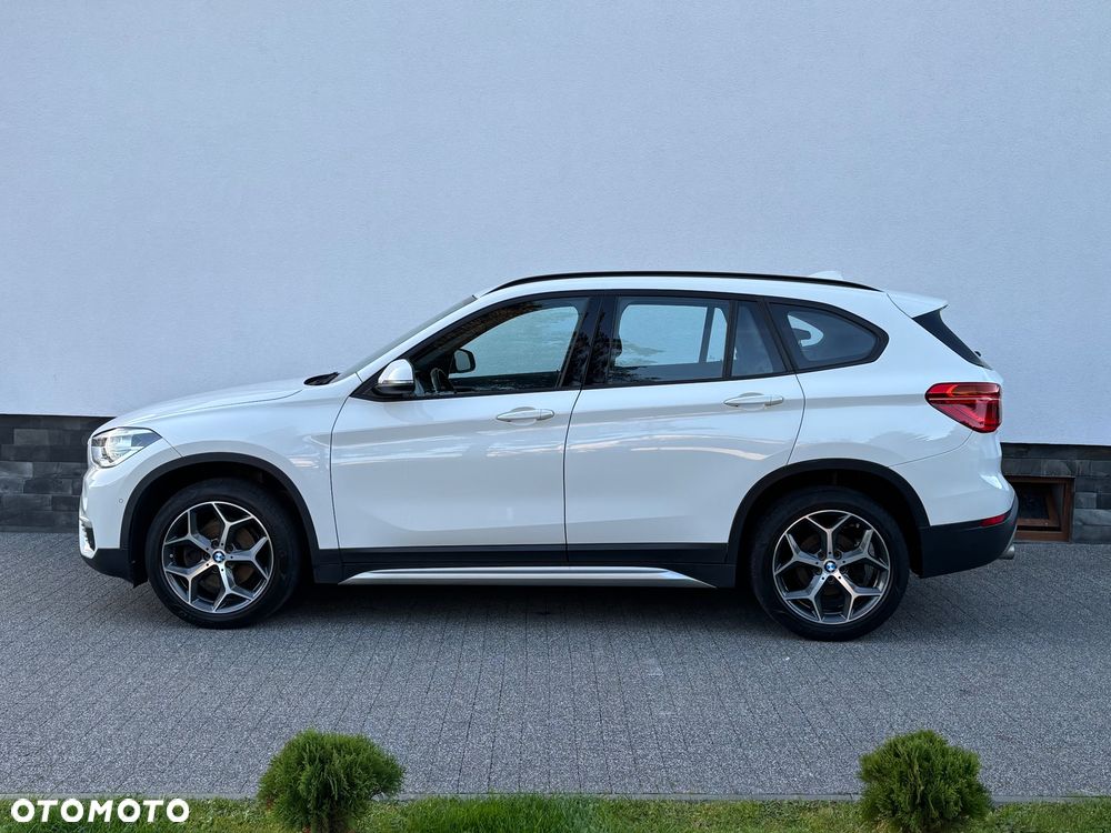 BMW X1 sDrive18d xLine - 17