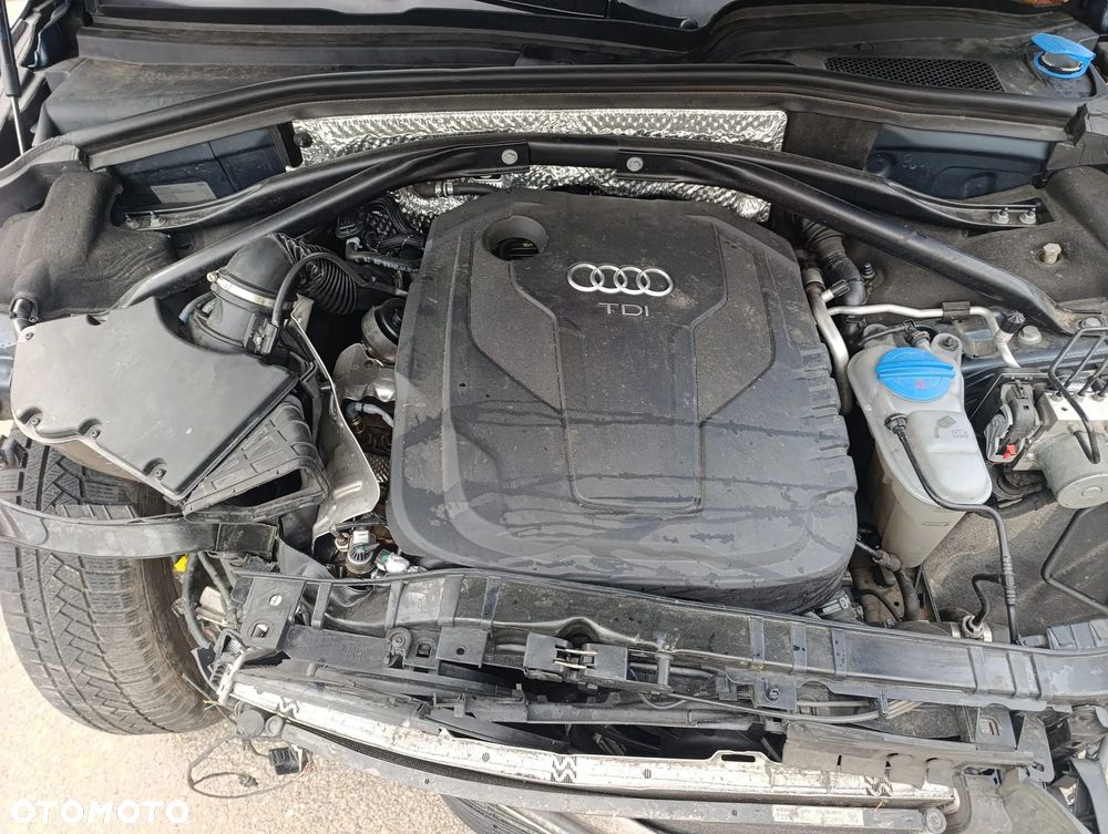 Audi Q5 2.0 TDI Quattro S tronic design - 8