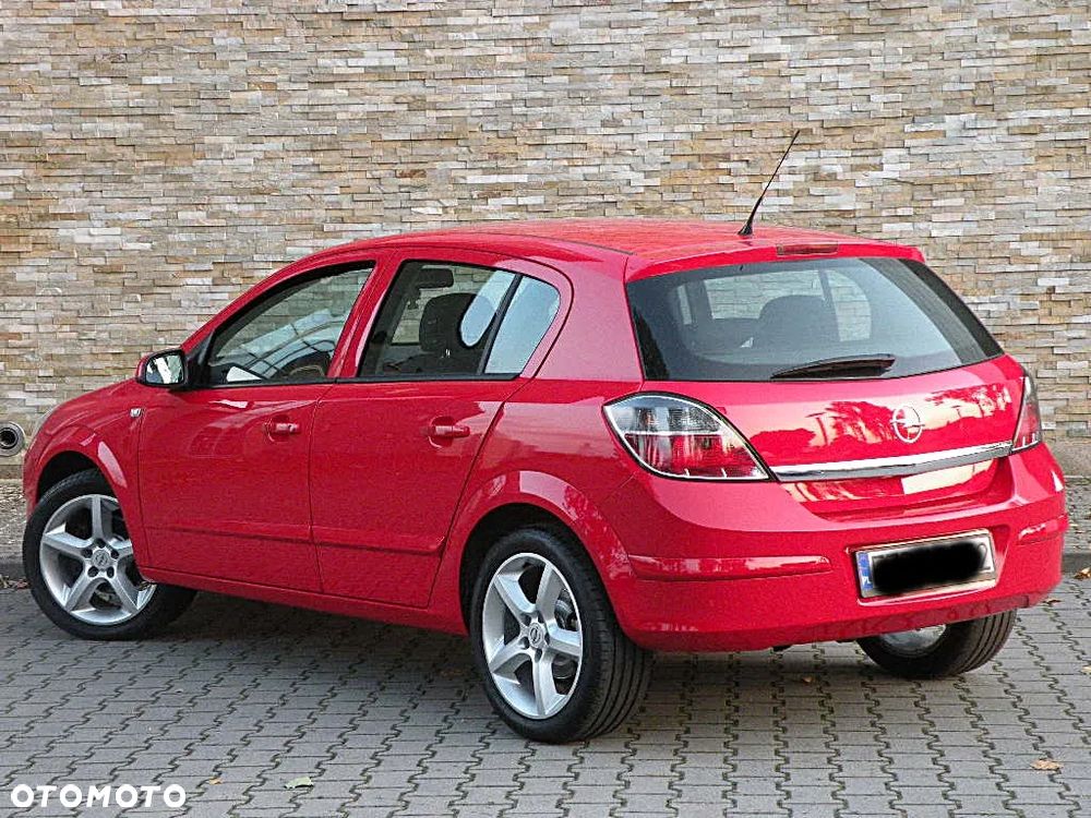 Opel Astra 1.6 Color Edition - 4
