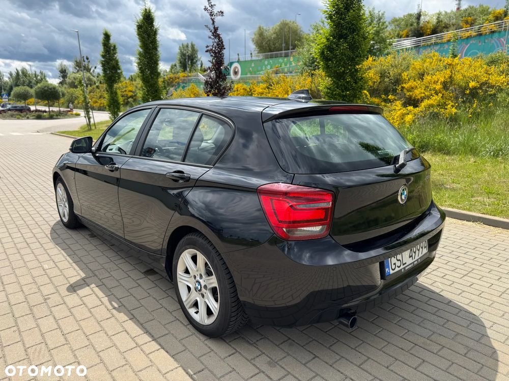 BMW Seria 1 116d Sport Line - 6