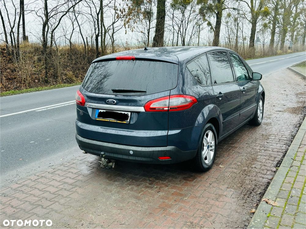 Ford S-Max 2.0 TDCi DPF Ambiente - 10