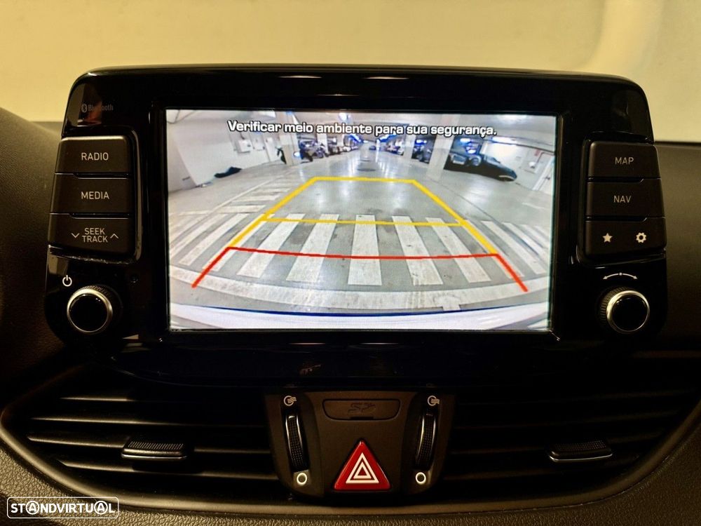 Hyundai i30 SW - 13