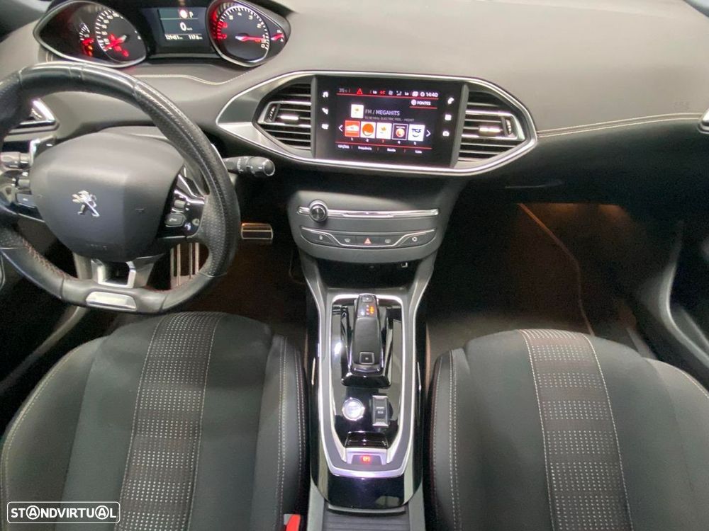 Peugeot 308 - 11