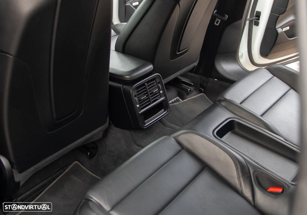 Porsche Taycan 4S Bateria Performance Plus - 38