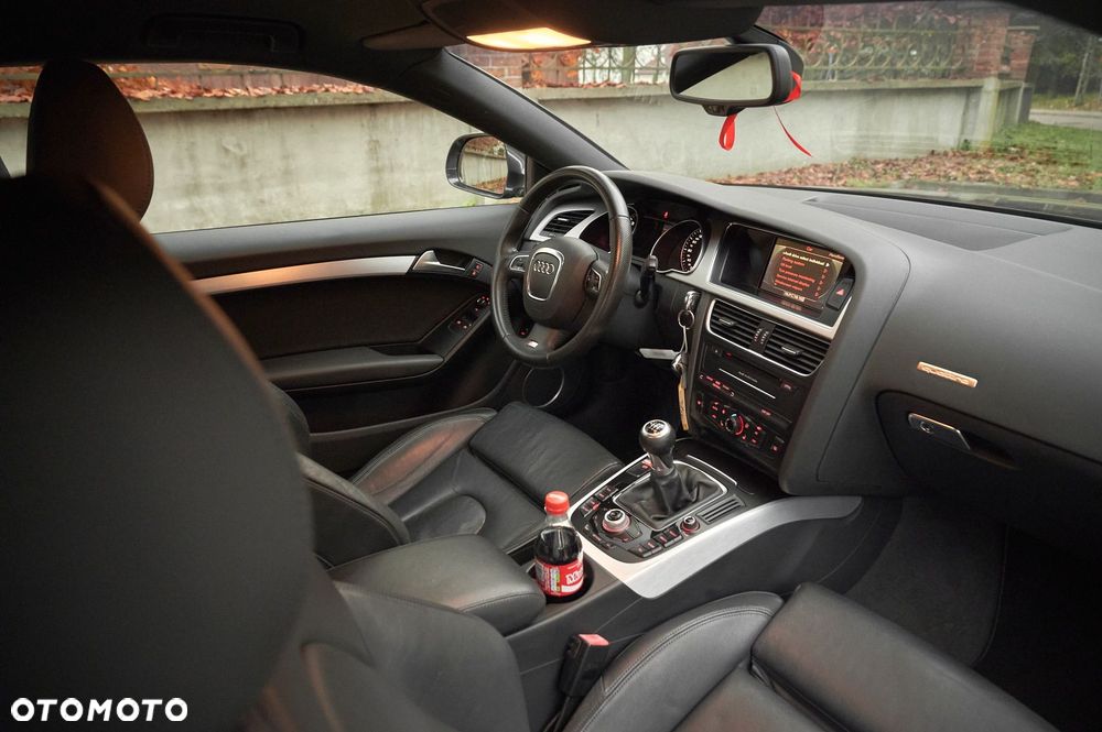 Audi A5 Coupé 2.0 TDI Quattro - 29