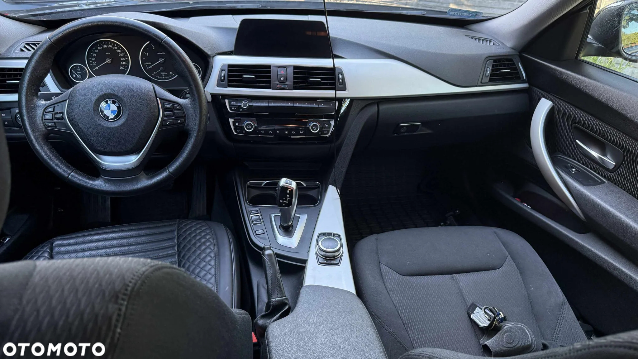 BMW Seria 3 320d xDrive - 10