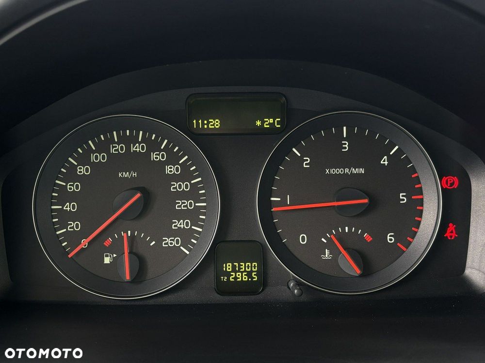 Volvo V50 - 16