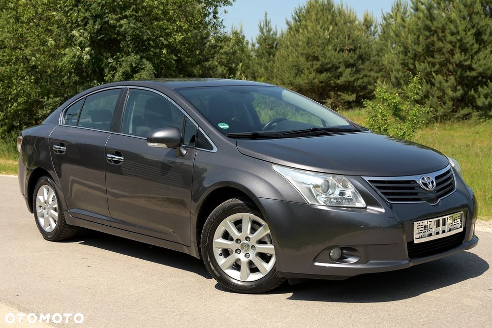Toyota Avensis 1.8 Executive - 3