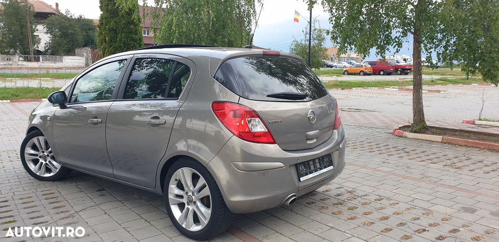 Opel Corsa 1.4 16V ecoFLEX Start-Stop 150 Jahre - 3