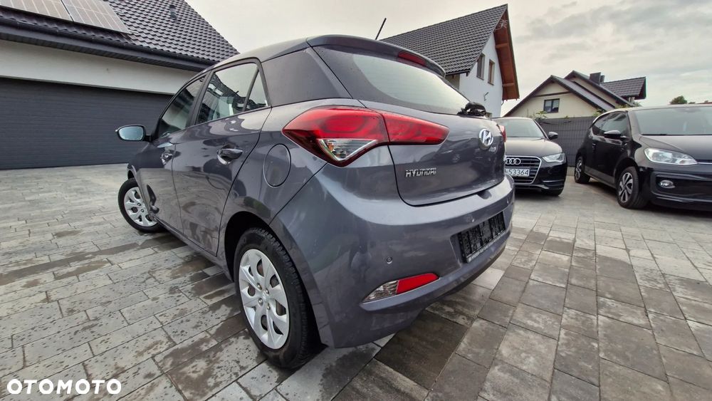 Hyundai i20 1.2 Trend - 4