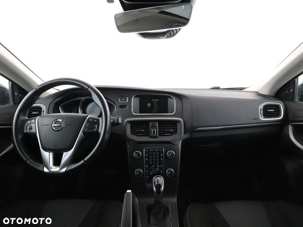 Volvo V40 D2 Drive-E Momentum - 16