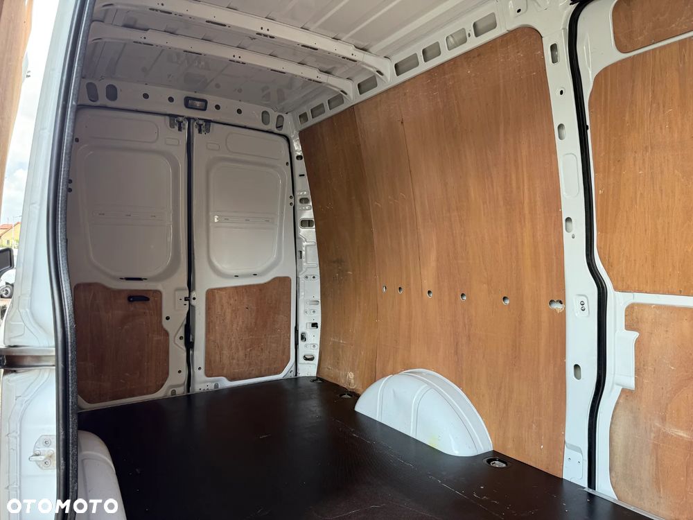 Iveco Daily L3H2 HI-MATIC - 16