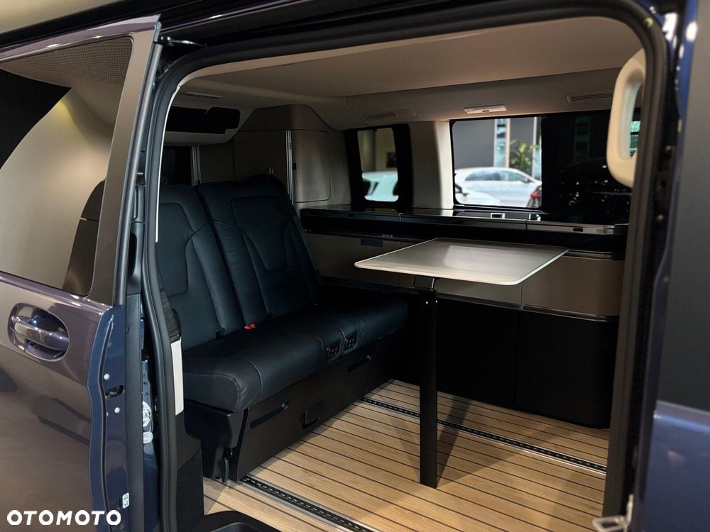 Mercedes-Benz Klasa V - 18