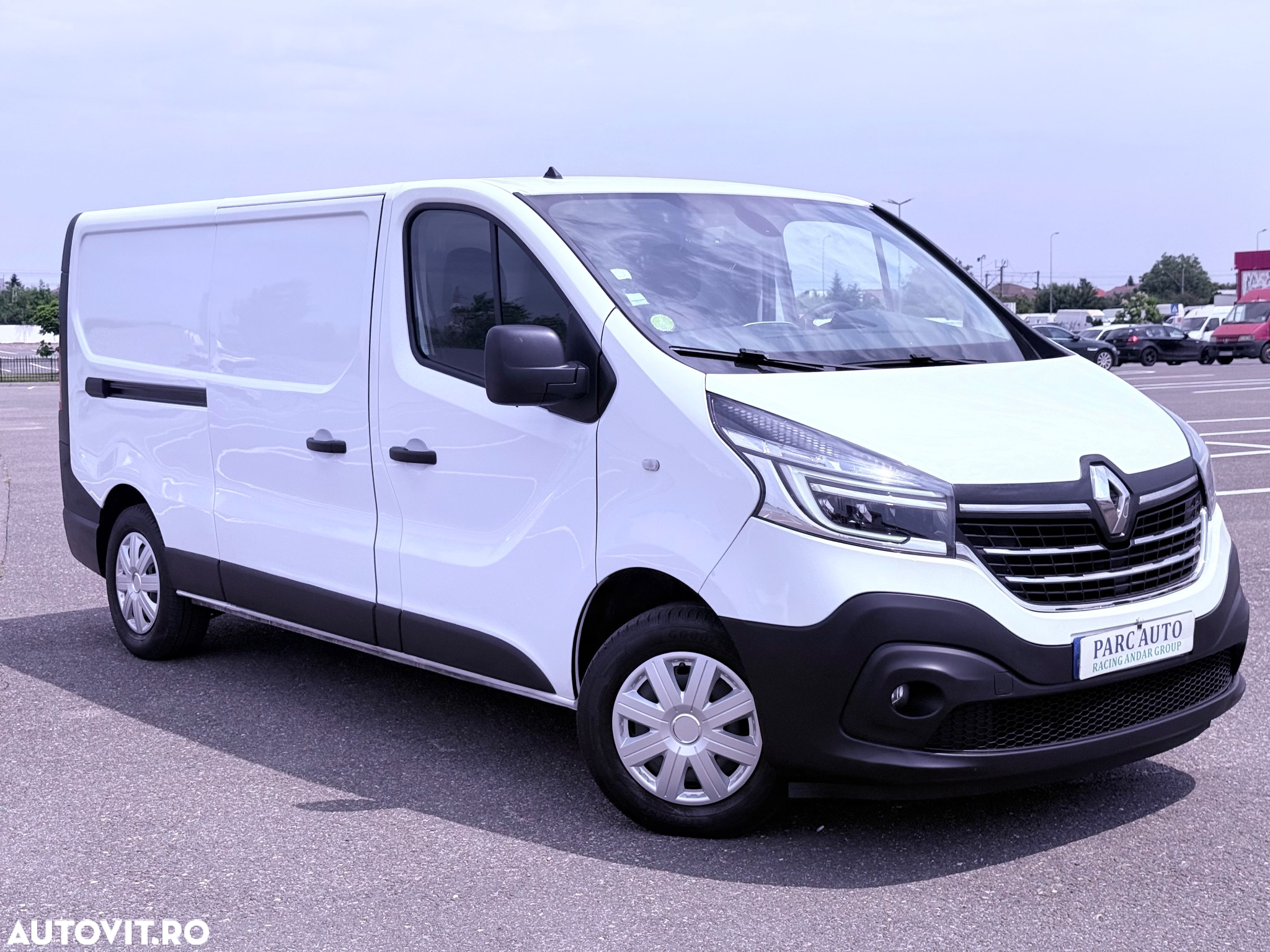 Renault Trafic 2.0 Blue dCi 146 Furgon Cabina Dubla L2H1 Authentique - 4