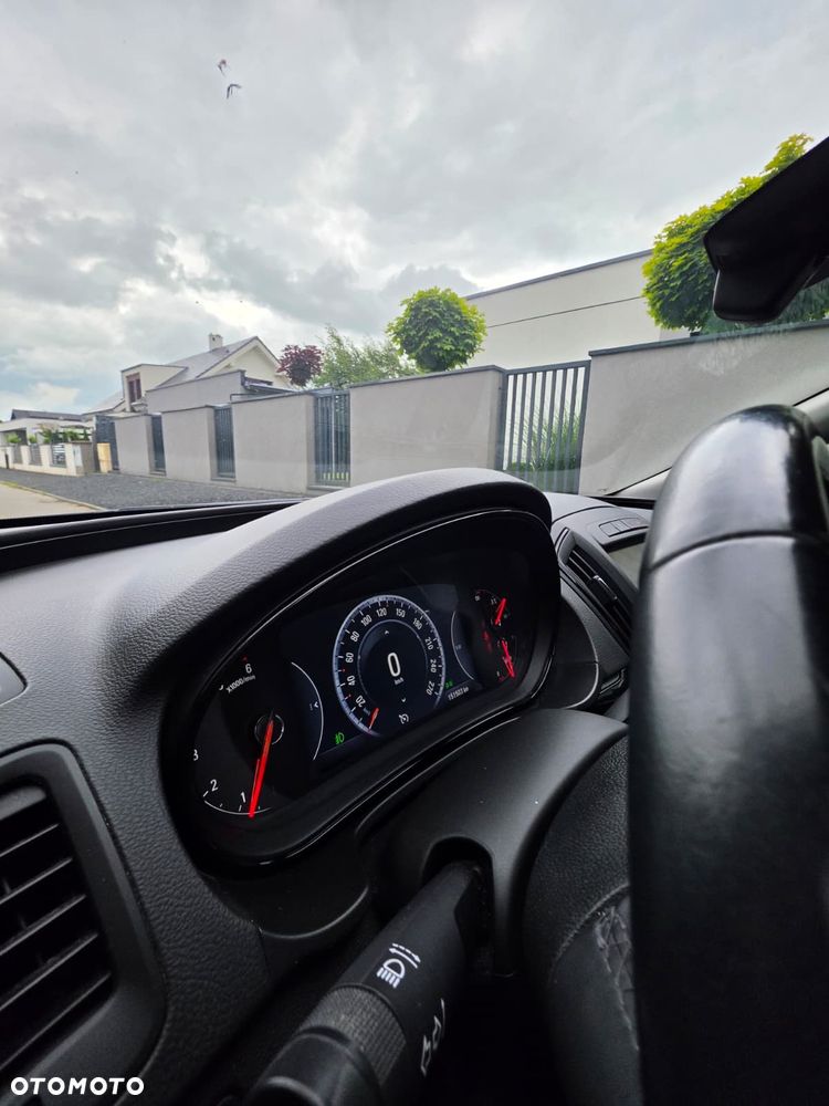 Opel Insignia 2.0 CDTI Executive ecoFLEX S&S - 15