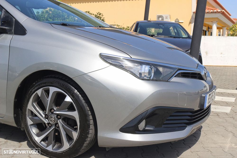 Toyota Auris Touring Sports 1.4 D-4D Comfort+Pack Sport - 22
