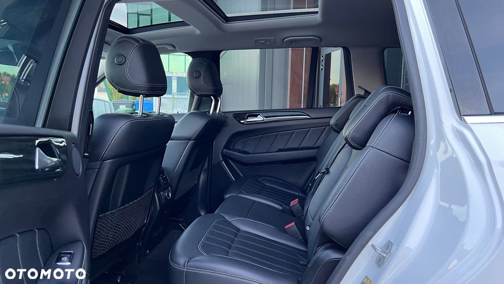 Mercedes-Benz GL - 6