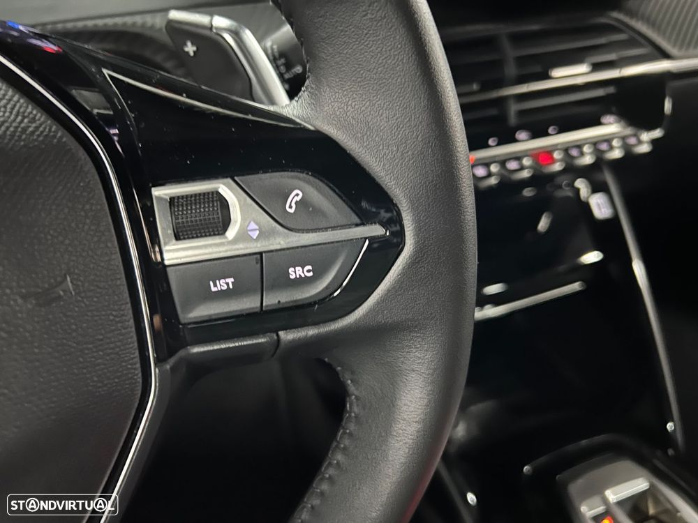 Peugeot 2008 1.2 Hybrid Allure e-DCS6 - 14