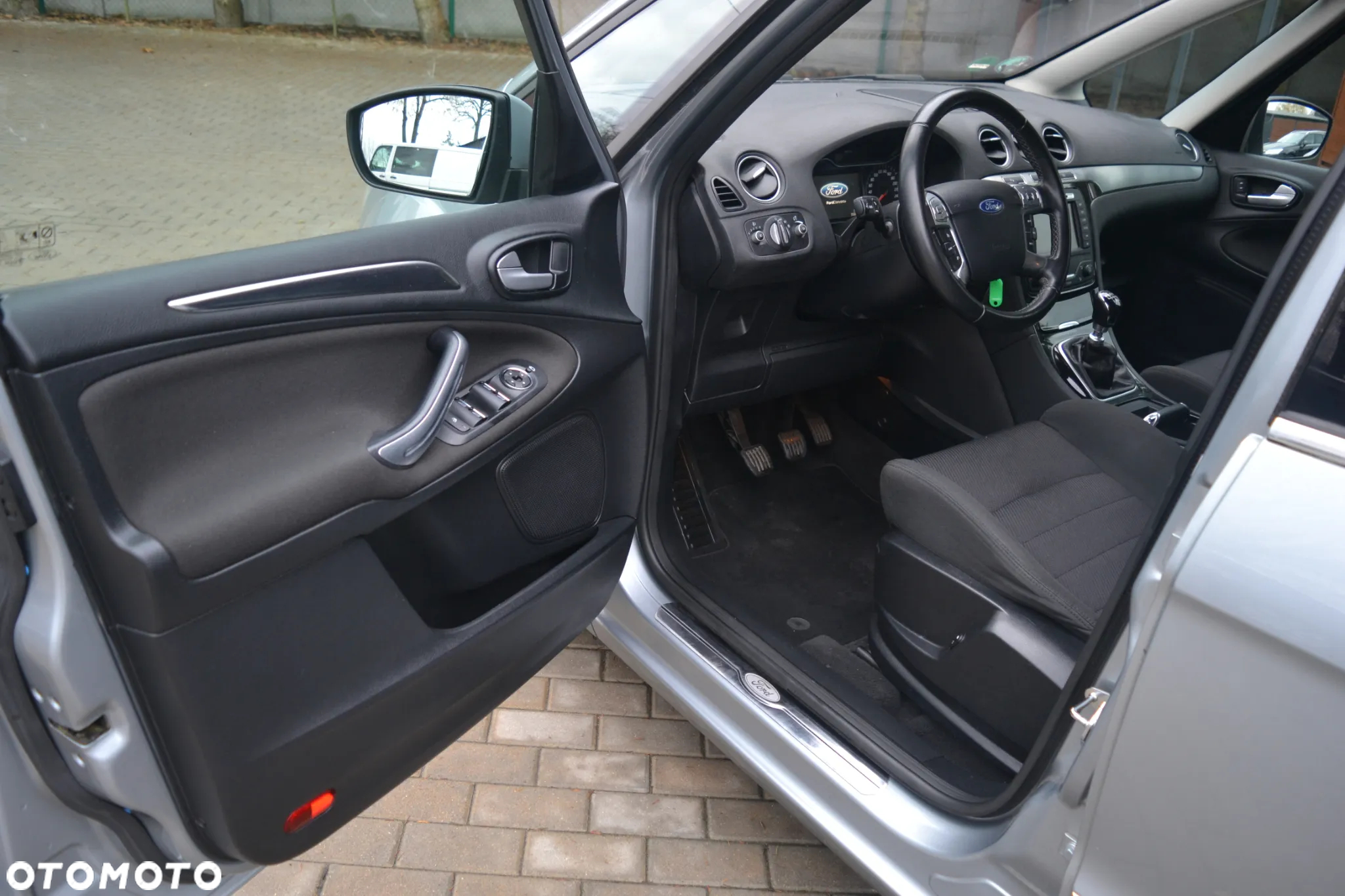 Ford Galaxy 2.0 TDCi Titanium - 6