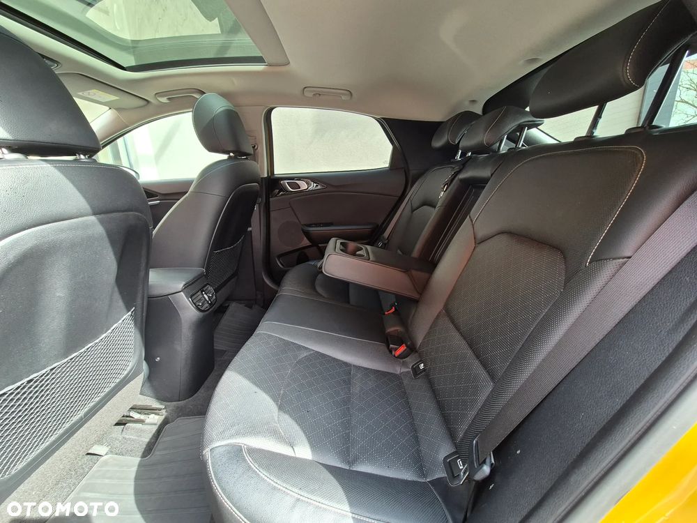 Kia XCeed - 21
