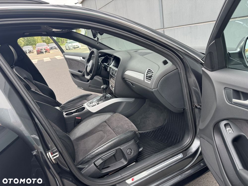 Audi A4 Avant 2.0 TDI DPF clean diesel quattro S tronic S line Sportpaket - 28