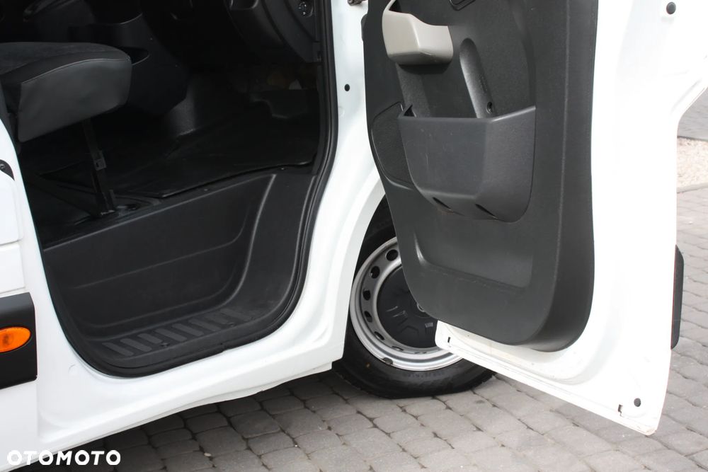 Opel Movano MAXI - 32