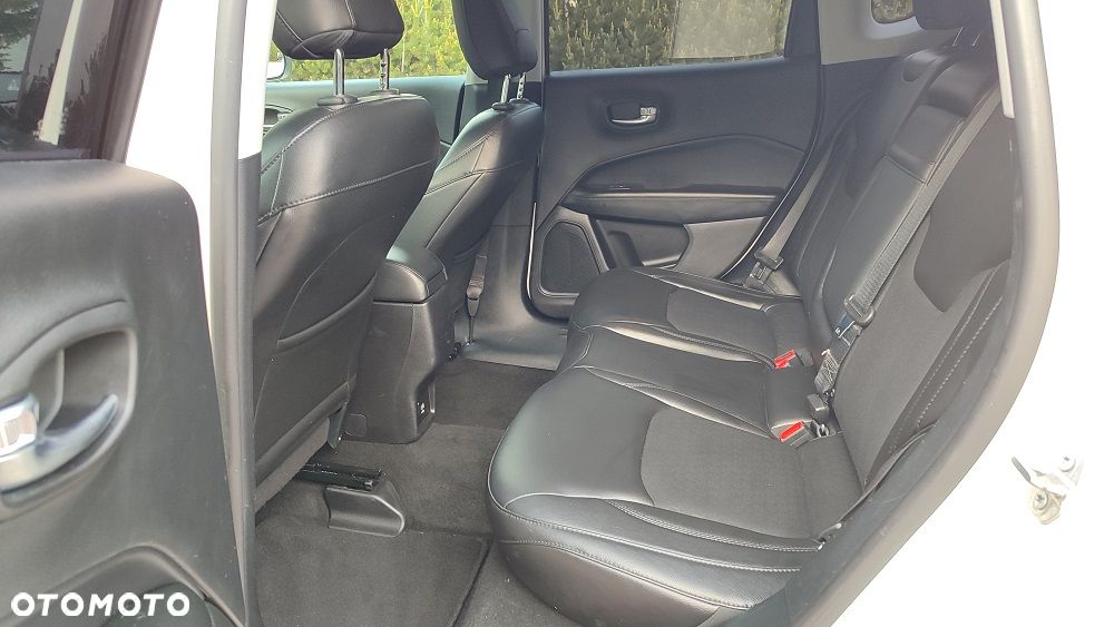 Jeep Compass 1.4 TMair Night Eagle FWD S&S - 27