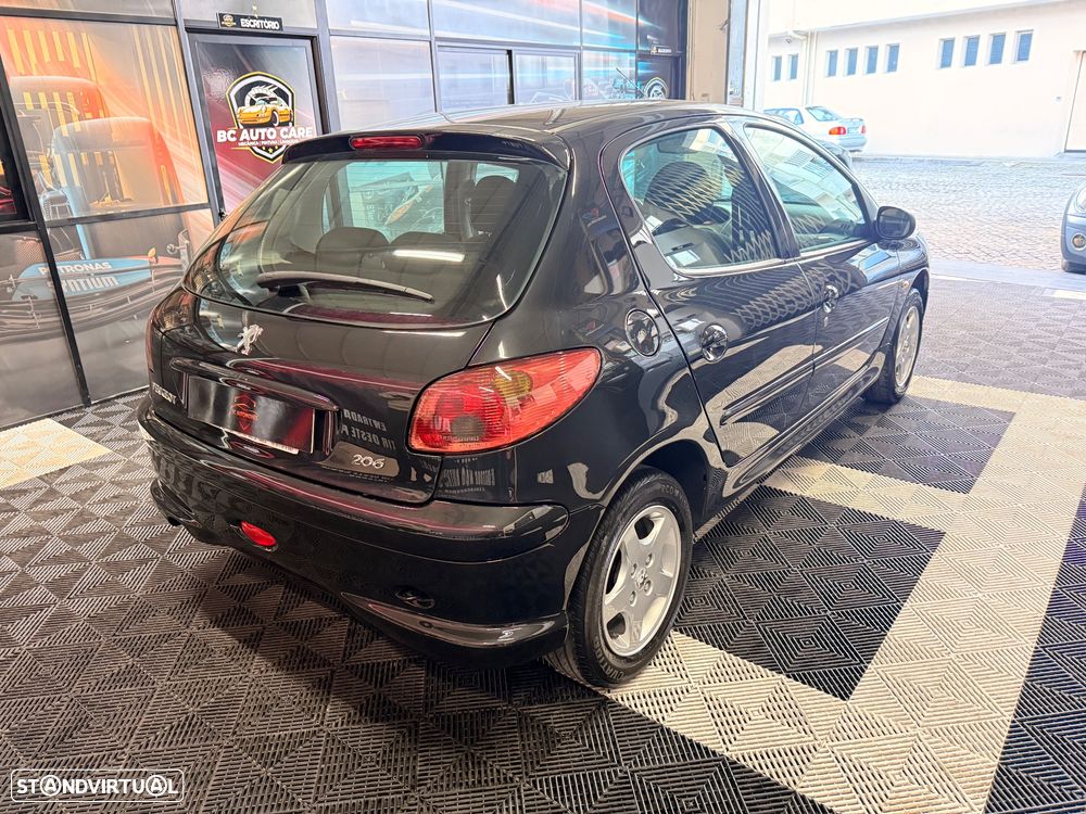 Peugeot 206 1.4 Look II - 3