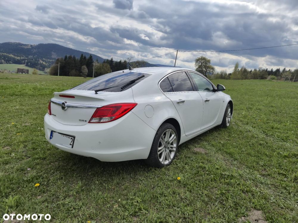 Opel Insignia 2.0 CDTI Cosmo 4x4 S&S - 2
