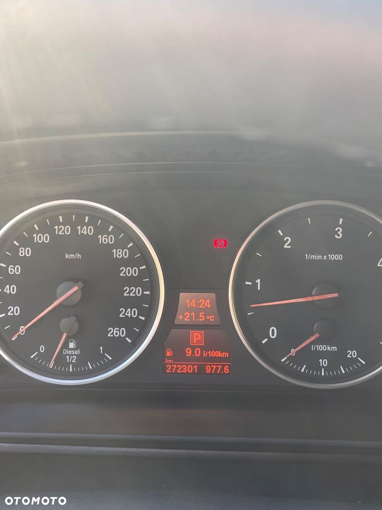 BMW Seria 5 525d - 9