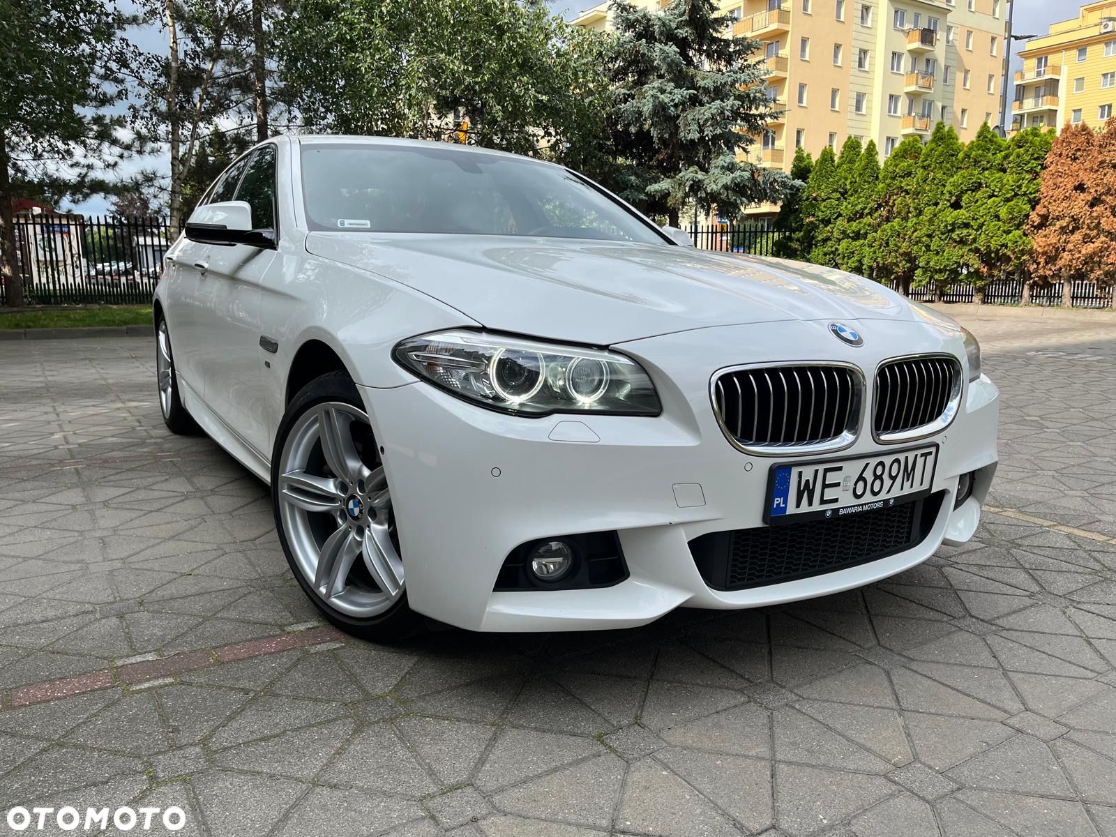 BMW Seria 5 528i xDrive - 1