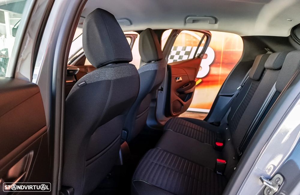 Peugeot 208 1.2 PureTech Active - 21