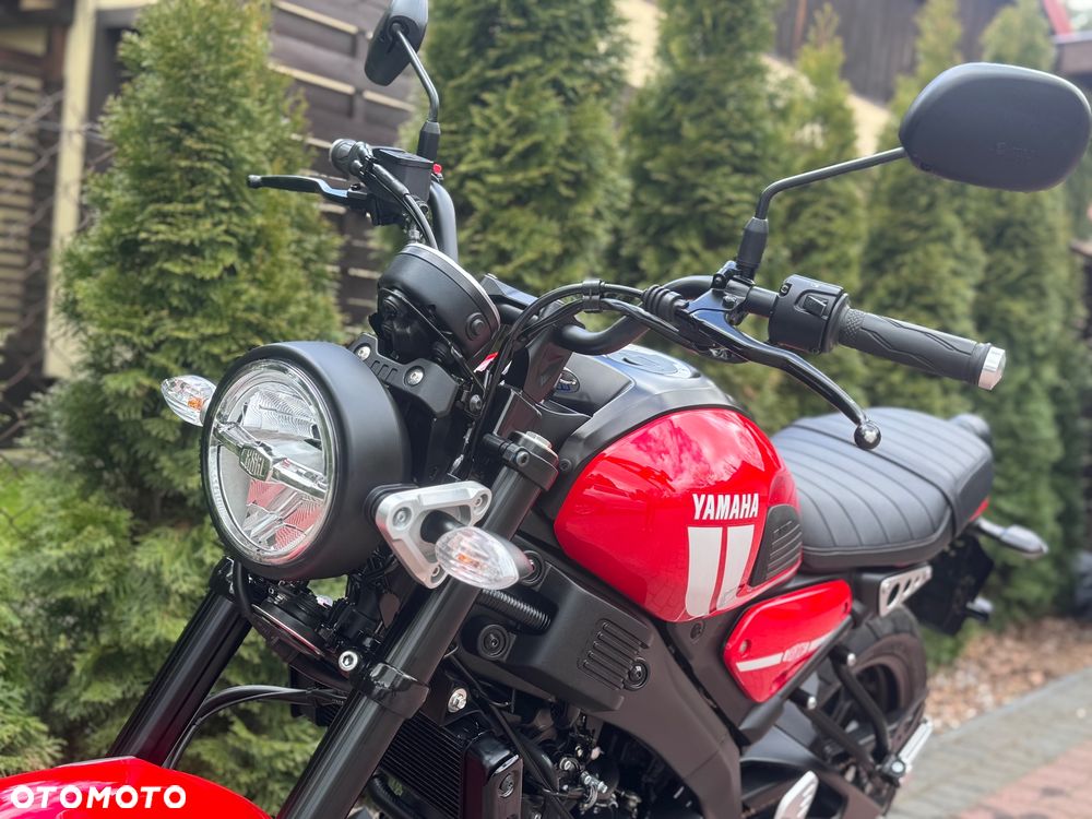 Yamaha XSR - 18