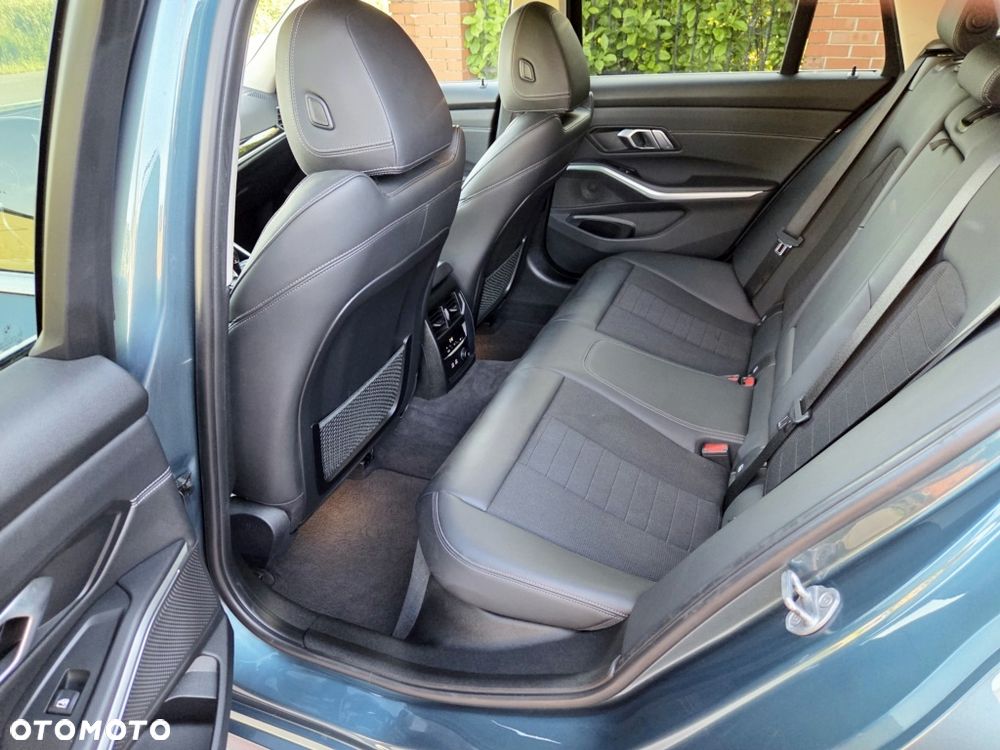 BMW Seria 3 - 31
