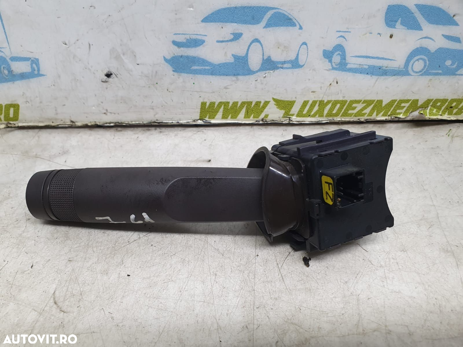 Maneta stergator parbriz 13305523 Opel Insignia A [2008 - 2014] 2.0 c - 2