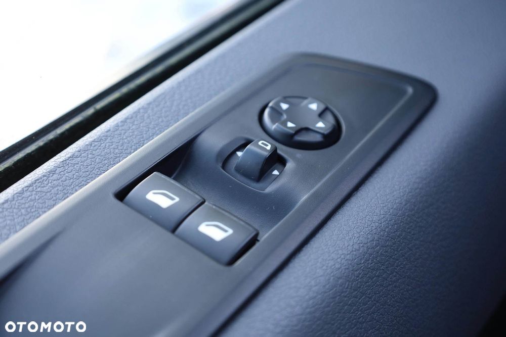 Peugeot Traveller 2.0 BlueHDi Long Business - 24