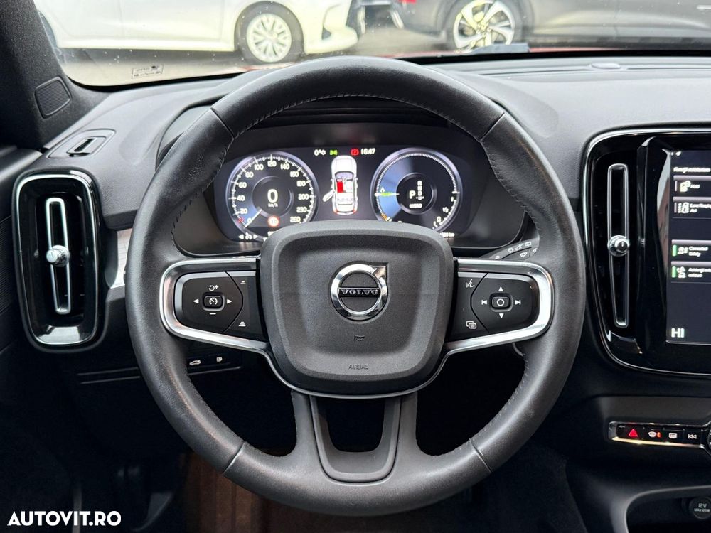 Volvo XC 40 Recharge T4 Twin Engine AT7 Inscription Expression - 11