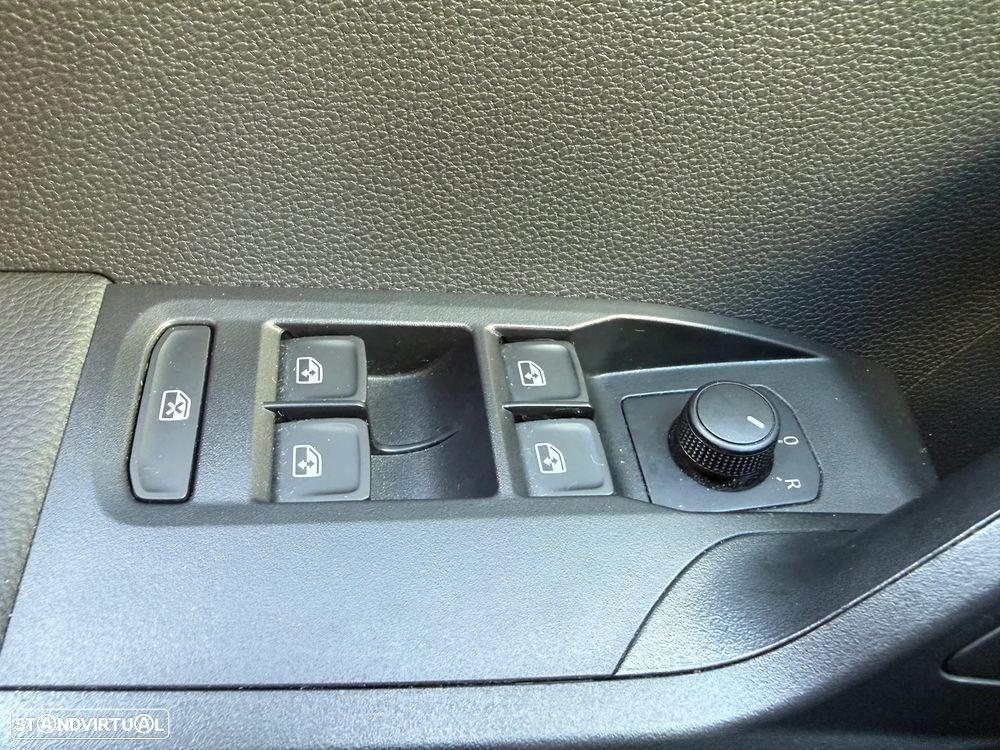 SEAT Arona 1.0 TSI Style DSG - 24