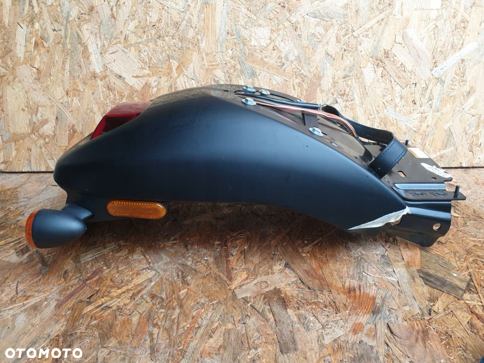 Harley V-Rod Vrod VRSCA BŁOTNIK STELAŻ TYŁ - 5