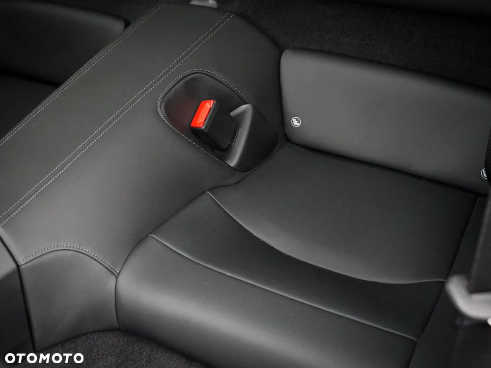 Porsche 911 Carrera 4S - 34