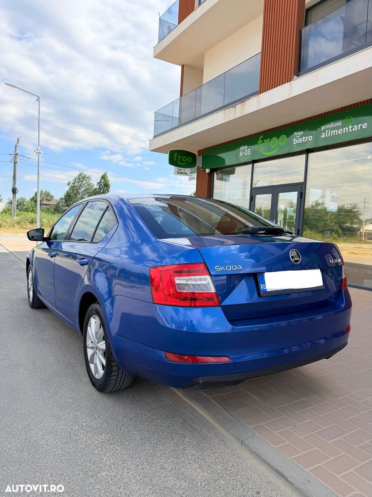 Skoda Octavia 2.0 TDI Style - 4