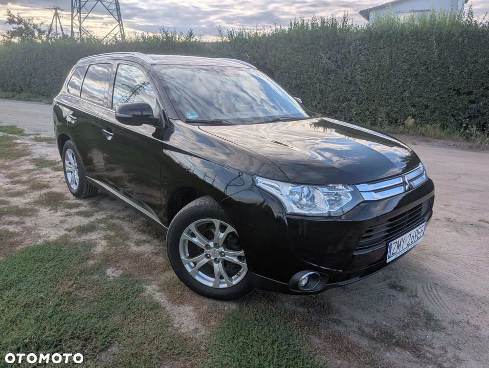 Mitsubishi Outlander 2.0 2WD - 2