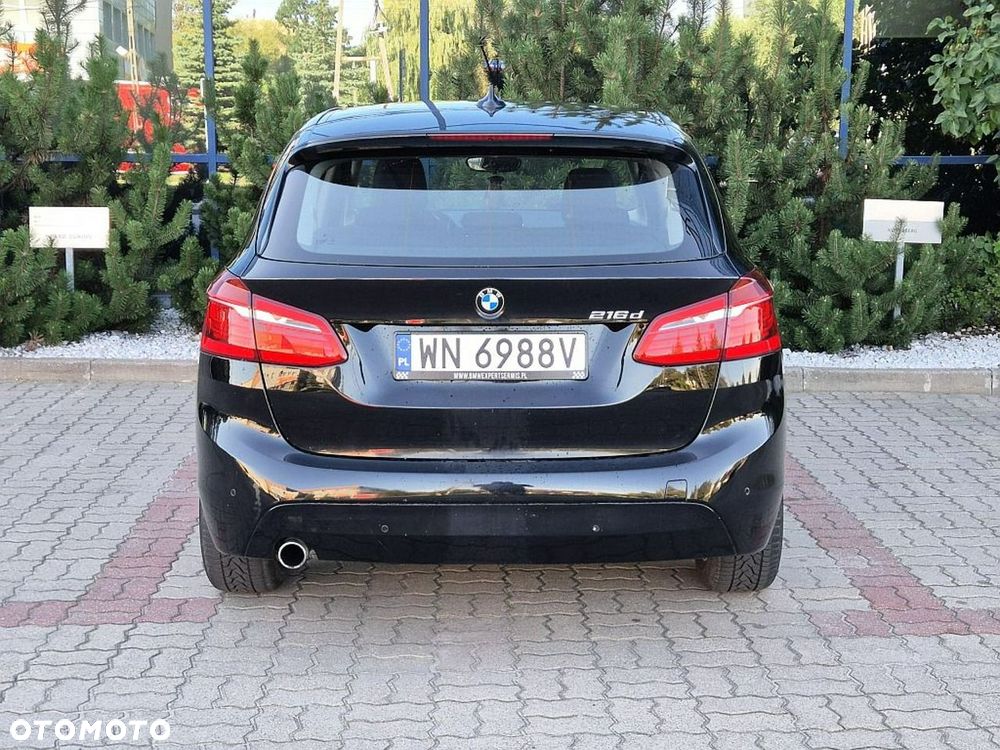 BMW Seria 2 216d - 12