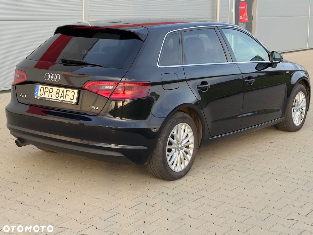 Audi A3 Sportback - 4