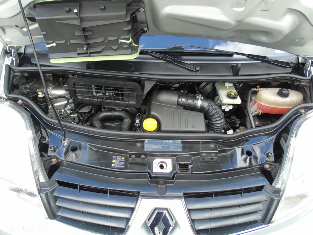 Renault Trafic - 14