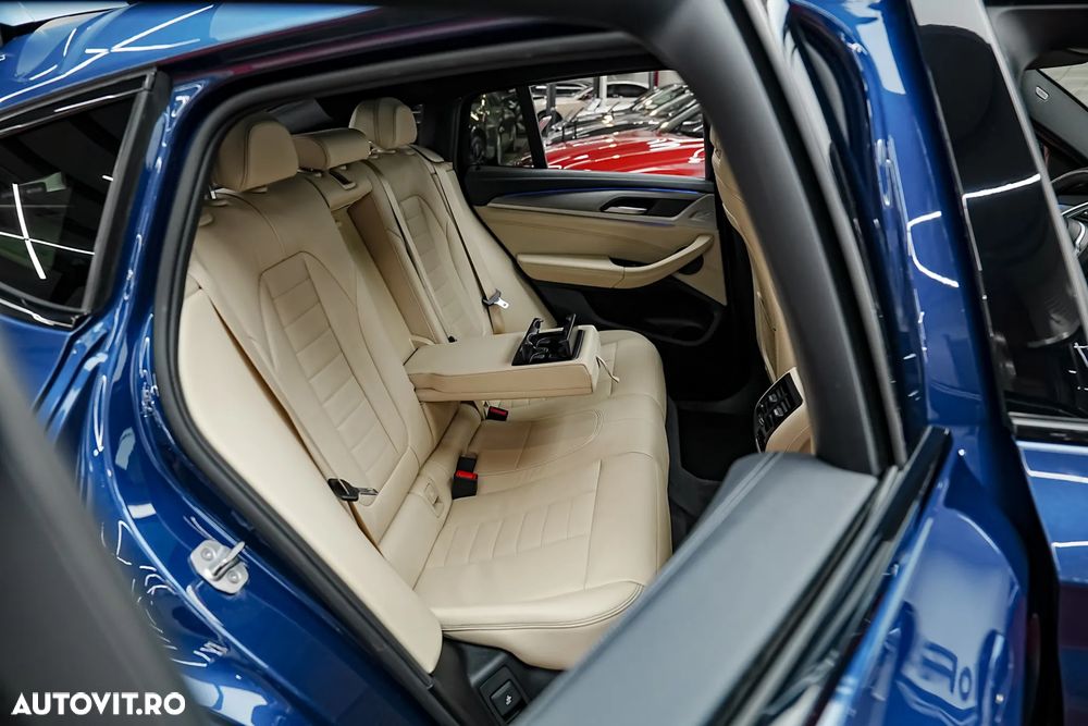 BMW X4 M M40d - 10