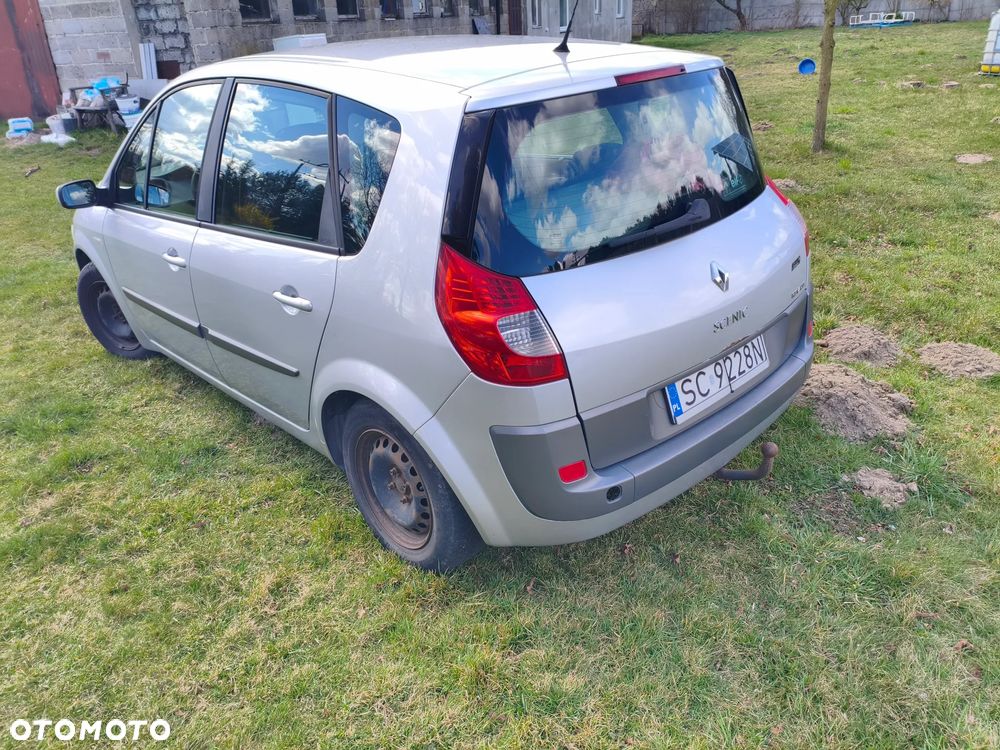 Renault Scenic - 4