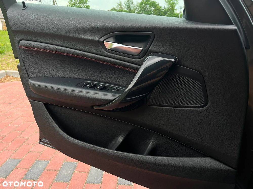 BMW Seria 1 - 17