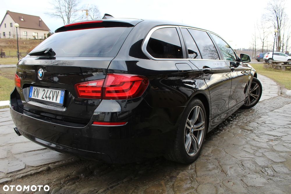 BMW Seria 5 520d Sport-Aut - 2
